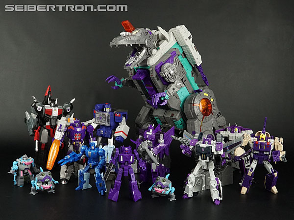 Transformers News: New Galleries: Titans Return Titan Class Trypticon with Full-Tilt and Necro Transformers News: New Galleries: Titans Return Titan Class Trypticon with Full-Tilt and Necro