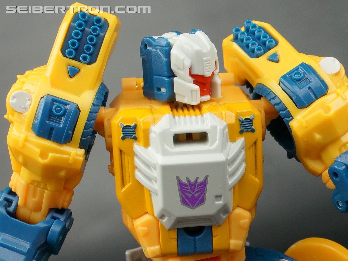 Transformers Titans Return Wolfwire (Weirdwolf) (Image #121 of 151)