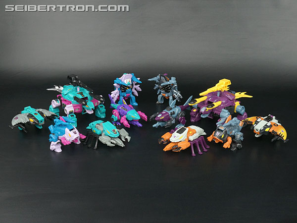 Transformers Club Exclusives Overbite (Image #48 of 97)