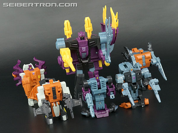 Transformers News: New Galleries: Club Exclusive Piranacon Set with Seacons Transformers News: New Galleries: Club Exclusive Piranacon Set with Seacons