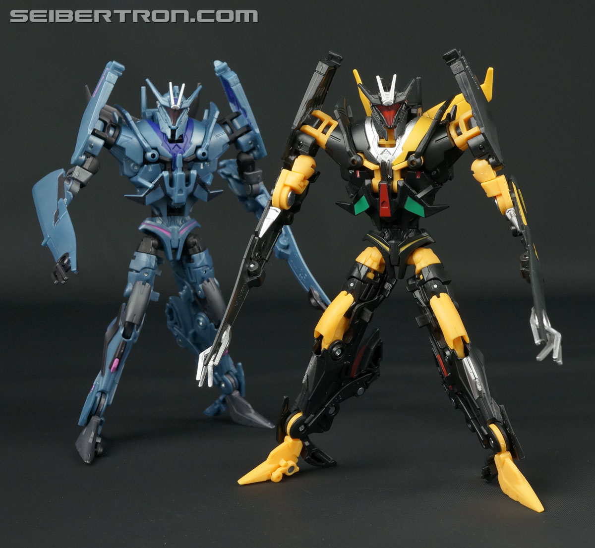 Transformers Club Exclusives Stealth Battle Android Troopers (B.A.T.s) (Image #102 of 166)
