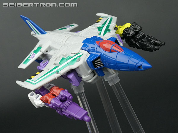 Transformers News: New Galleries: Transformers Club Subscription 4.0 Needlenose with Sunbeam and Zputty