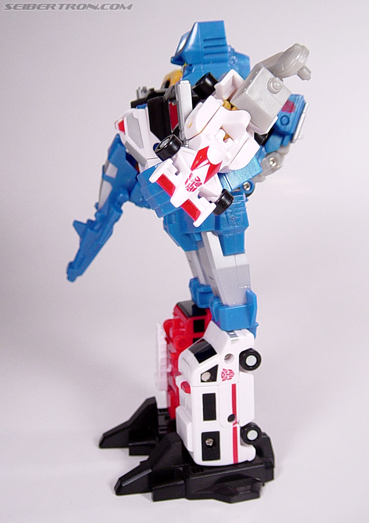 Transformers Universe Defensor (Image #25 of 63)