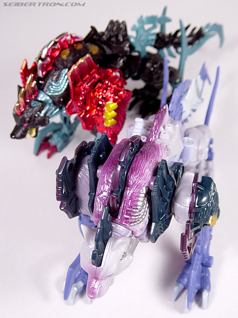 Transformers Universe Frostbite (Image #23 of 73) Transformers Universe Frostbite (Image #23 of 73)