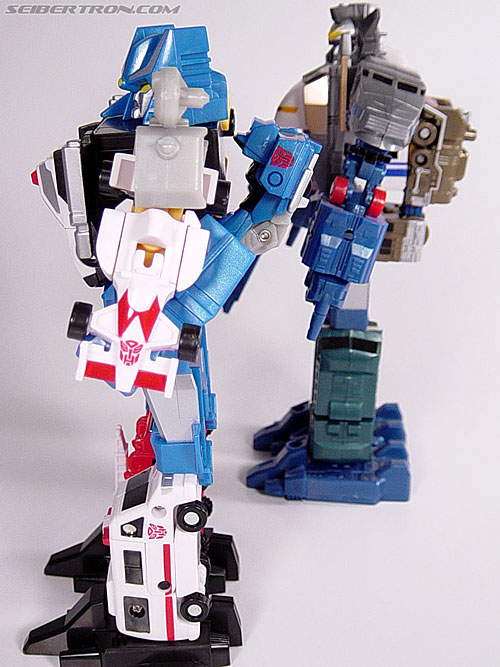 Transformers Universe Defensor (Image #44 of 63)