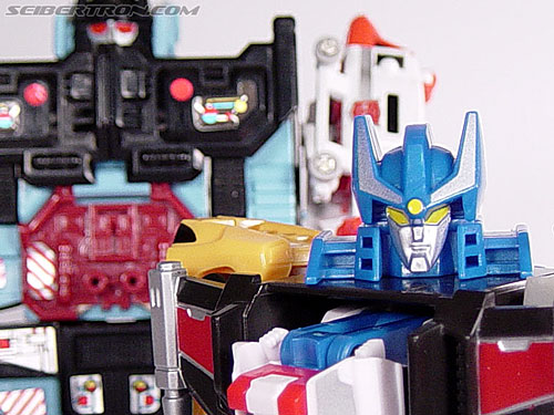 Transformers Universe Defensor (Image #46 of 63)
