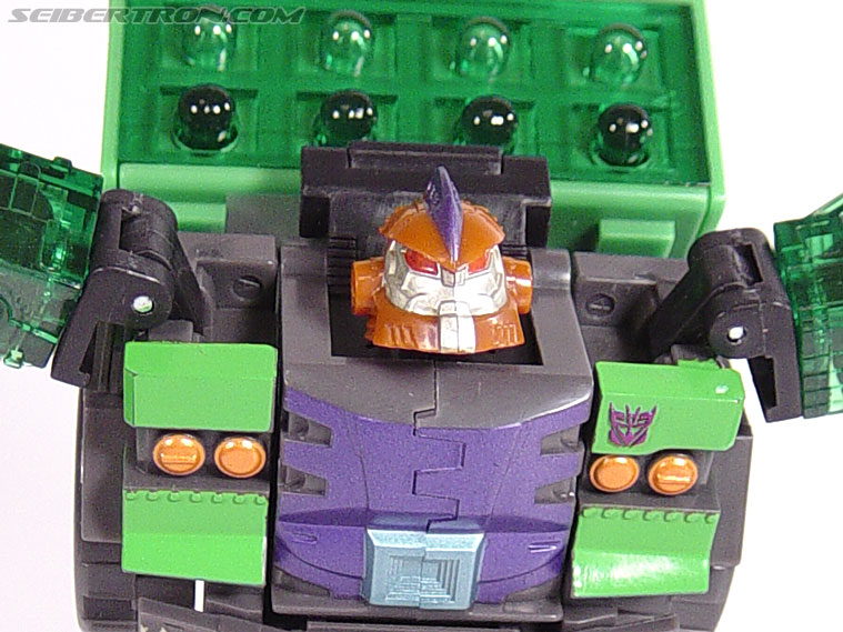 Transformers Energon Demolishor (Irontread) (Image #44 of 114) Transformers Energon Demolishor (Irontread) (Image #44 of 114)