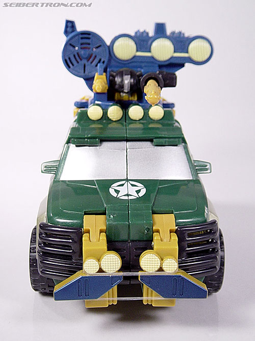 Transformers News: Top 5 Worst Cases of Visible Head Syndrome Among Transformers Toys