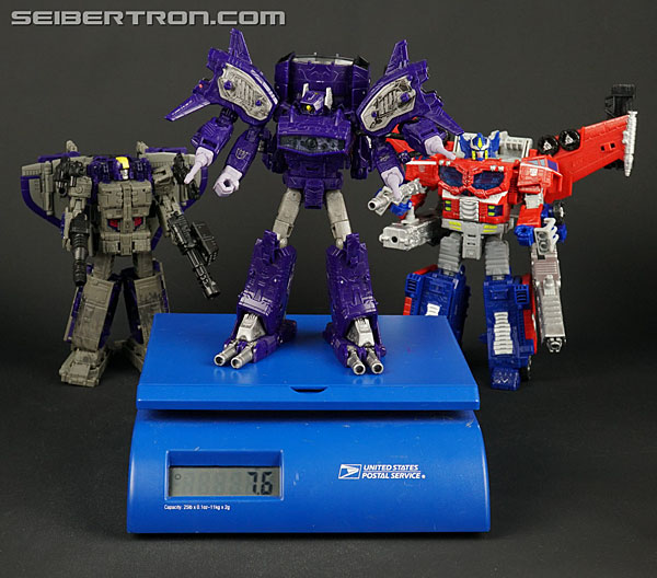 Transformers News: New Gallery: War for Cybertron Siege Leader Class Astrotrain