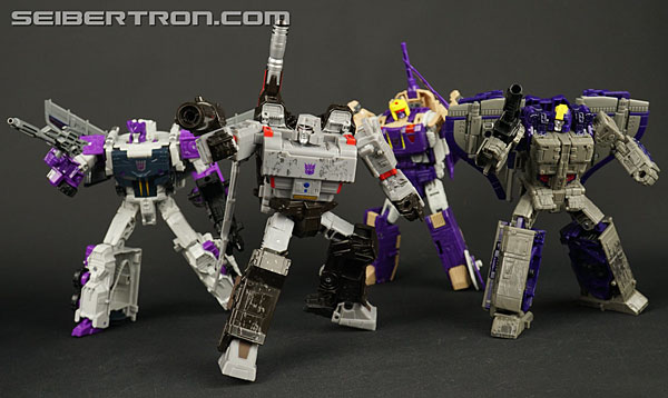 Transformers News: New Gallery: War for Cybertron Siege Leader Class Astrotrain