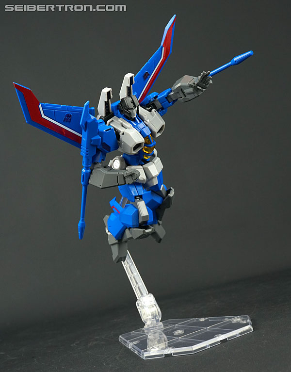 Transformers News: New Seibertron Galleries Flame Toys Furai Bumblebee and Thundercracker Transformers News: New Seibertron Galleries Flame Toys Furai Bumblebee and Thundercracker