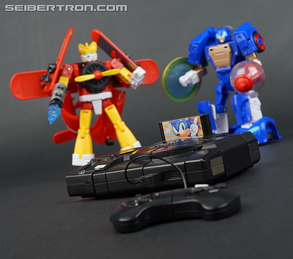 Transformers News: New Galleries: Transformers Collaborative Toys Transformers News: New Galleries: Transformers Collaborative Toys