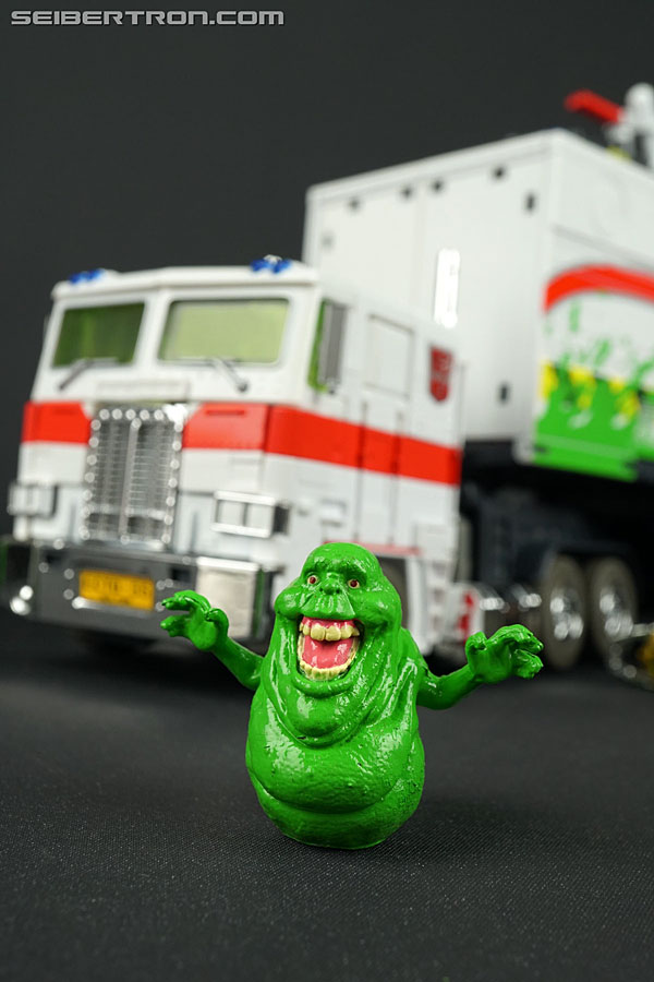 Transformers News: New Gallery Of #SDCC Exclusive Transformers Collaboration MP-10G Optimus Prime With Slimer