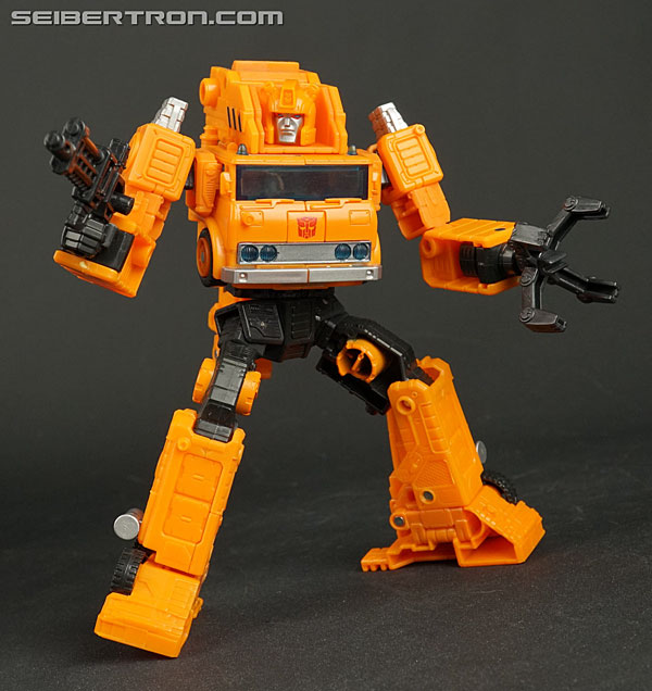 Transformers News: New Galleries: Grapple and Cliffjumper from Transformers War for Cybertron Earthrise Transformers News: New Galleries: Grapple and Cliffjumper from Transformers War for Cybertron Earthrise