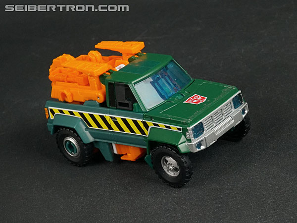 Transformers News: New Gallery: Deluxe HOIST from Transformers War for Cybertron Earthrise