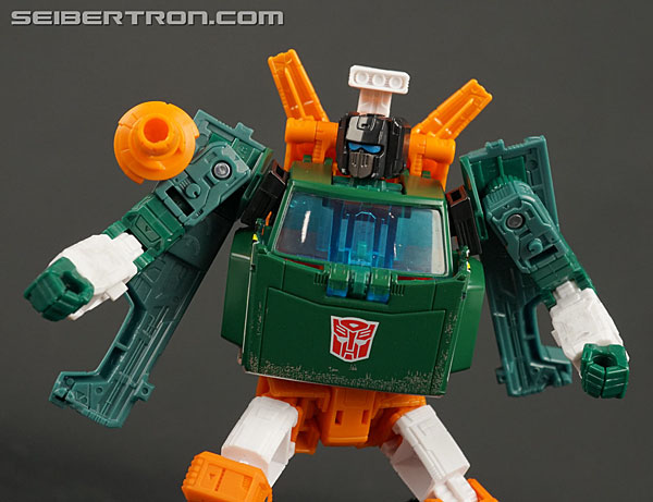 Transformers News: New Gallery: Deluxe HOIST from Transformers War for Cybertron Earthrise
