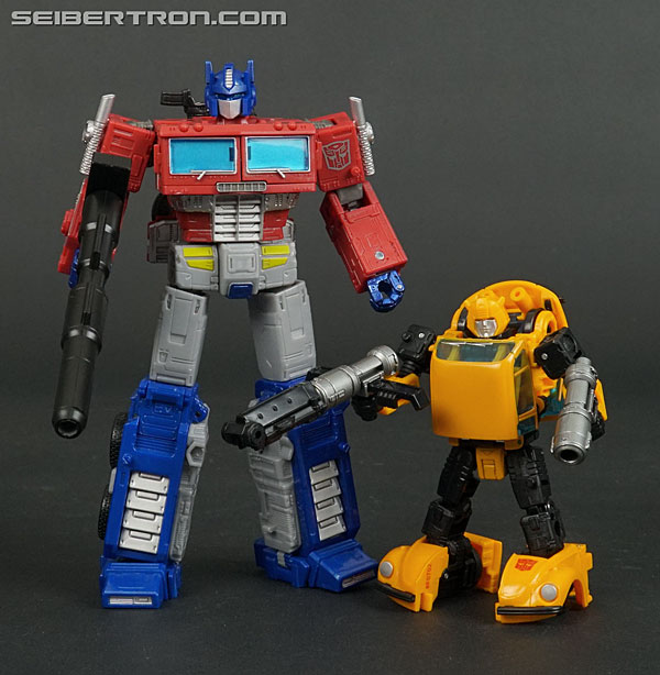 Transformers News: New Gallery: Transformers War for Cybertron Earthrise WFC-E11 Leader Class Optimus Prime Transformers News: New Gallery: Transformers War for Cybertron Earthrise WFC-E11 Leader Class Optimus Prime