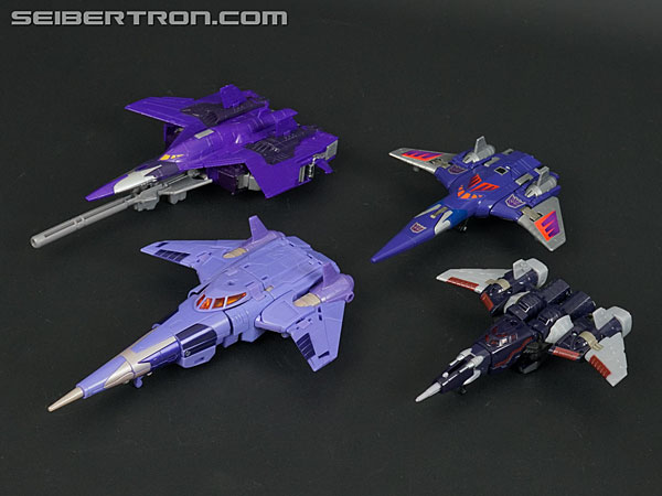 Transformers News: New Gallery: War for Cybertron Kingdom Voyager Class WFC-K9 Cyclonus Transformers News: New Gallery: War for Cybertron Kingdom Voyager Class WFC-K9 Cyclonus