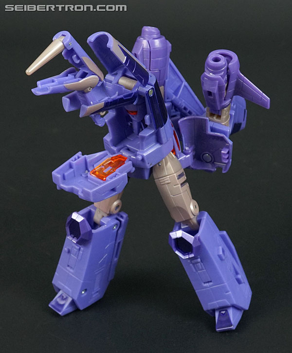 Transformers News: New Gallery: War for Cybertron Kingdom Voyager Class WFC-K9 Cyclonus Transformers News: New Gallery: War for Cybertron Kingdom Voyager Class WFC-K9 Cyclonus