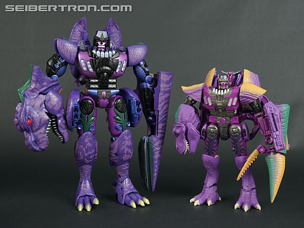 Transformers News: New Galleries: Transformers War for Cybertron: Kingdom Megatron and Blackarachnia Transformers News: New Galleries: Transformers War for Cybertron: Kingdom Megatron and Blackarachnia
