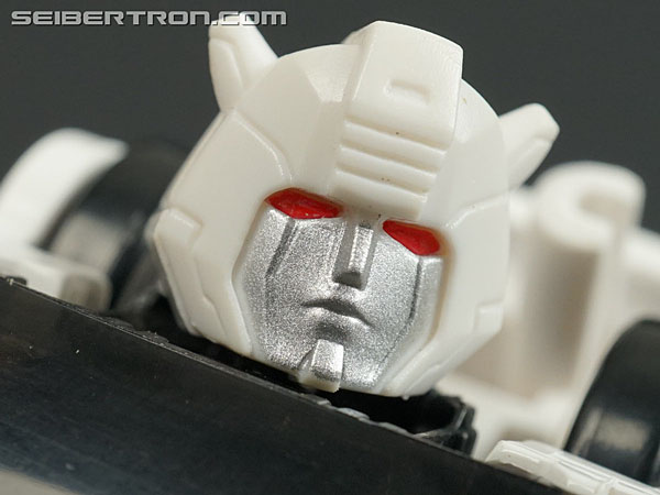 Transformers News: New Galleries: Worlds Collide Bumblebee plus Netflix Bumblebee, Selects Hubcap and Bug Bite