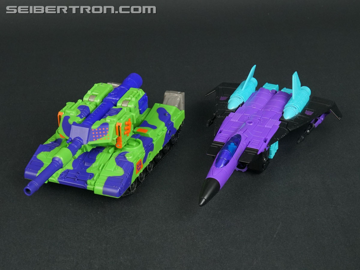 Transformers Generations Selects G2 Megatron (Megatron) (Image #40 of 130)