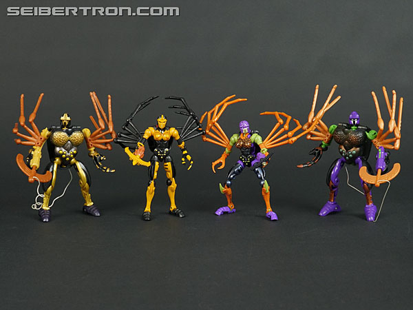 Transformers News: New Gallery: Buzzworthy Bumblebee Worlds Collide Blackarachnia
