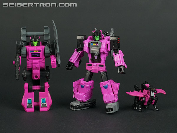 Transformers News: New Galleries: Buzzworthy Bumblebee Worlds Collide War for Cybertron Fangry and Titans Return Fangry Transformers News: New Galleries: Buzzworthy Bumblebee Worlds Collide War for Cybertron Fangry and Titans Return Fangry