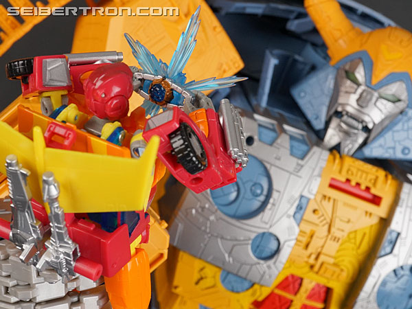 Transformers News: Twincast / Podcast Episode #364 "Headless Observations"