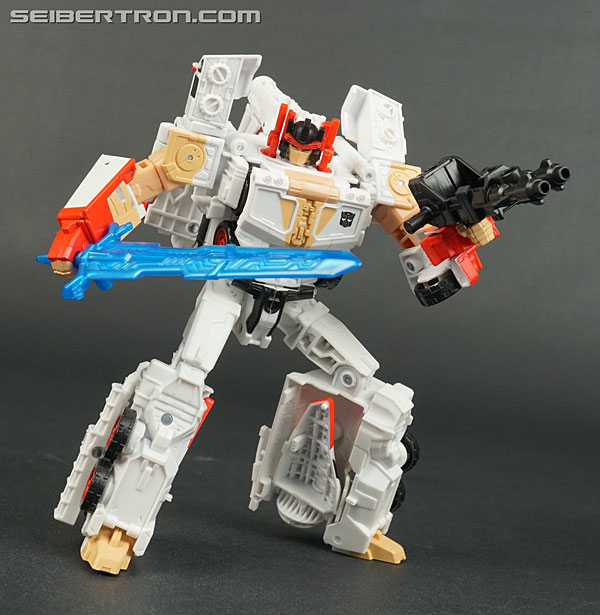 Transformers News: New Galleries: Transformers X Street Fighter Ryu, Vega, Ken and Chun-Li Transformers News: New Galleries: Transformers X Street Fighter Ryu, Vega, Ken and Chun-Li