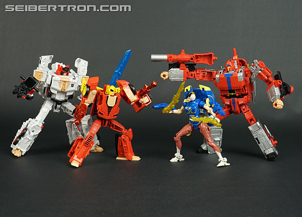 Transformers News: New Galleries: Transformers X Street Fighter Ryu, Vega, Ken and Chun-Li Transformers News: New Galleries: Transformers X Street Fighter Ryu, Vega, Ken and Chun-Li