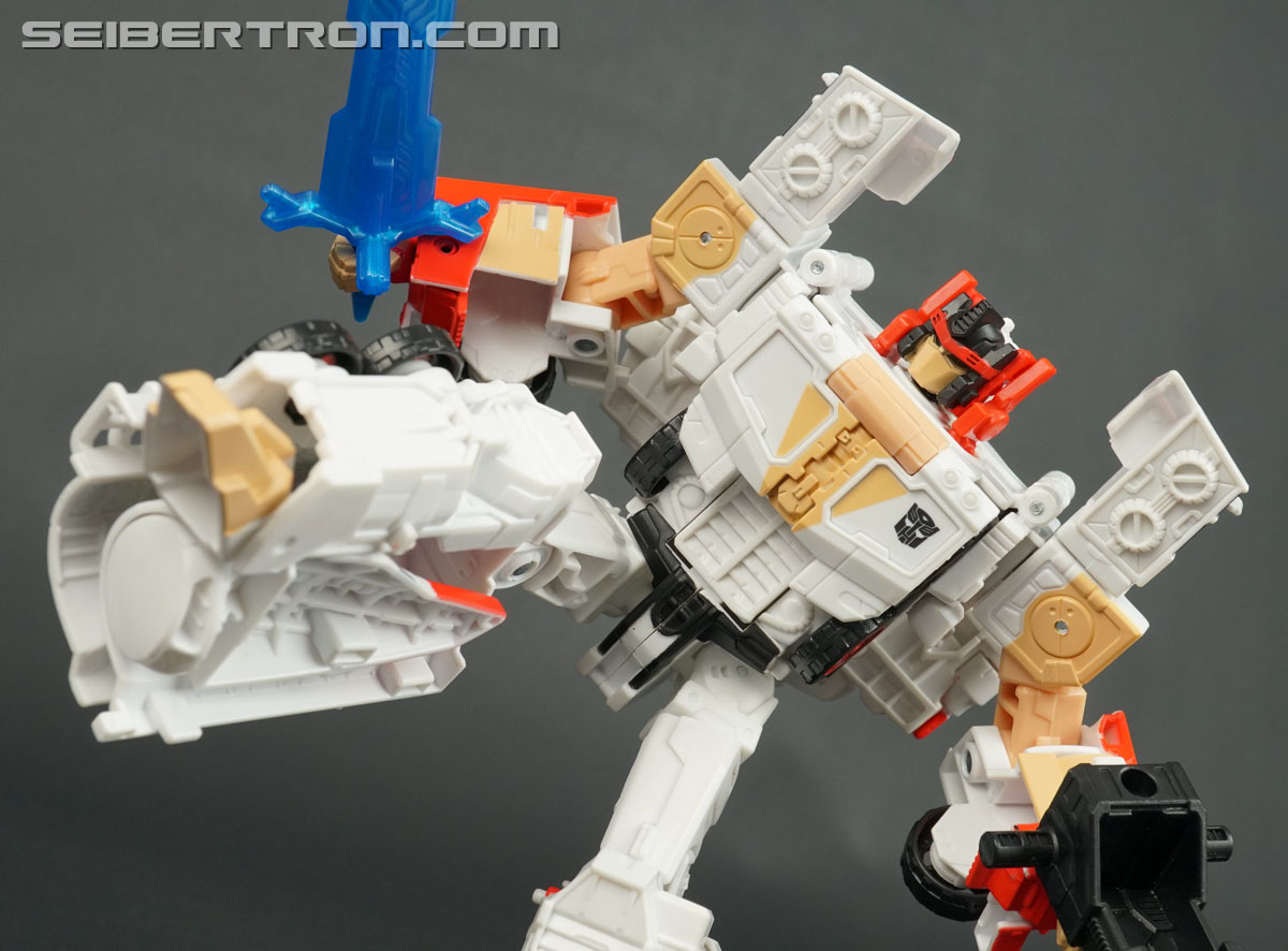 Street Fighter X Transformers Convoy [Ryu] (Optimus Prime [Ryu]) (Image #145 of 158)