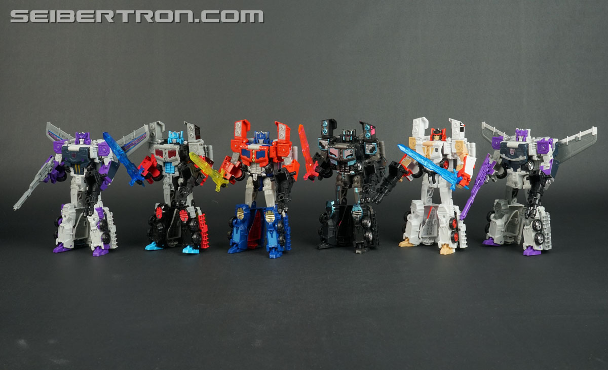Street Fighter X Transformers Convoy [Ryu] (Optimus Prime [Ryu]) (Image #156 of 158)