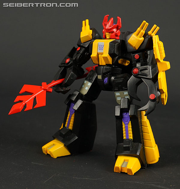 Transformers News: New Galleries: Heroes of Cybertron Metroplex and SCF Black Zarak Transformers News: New Galleries: Heroes of Cybertron Metroplex and SCF Black Zarak