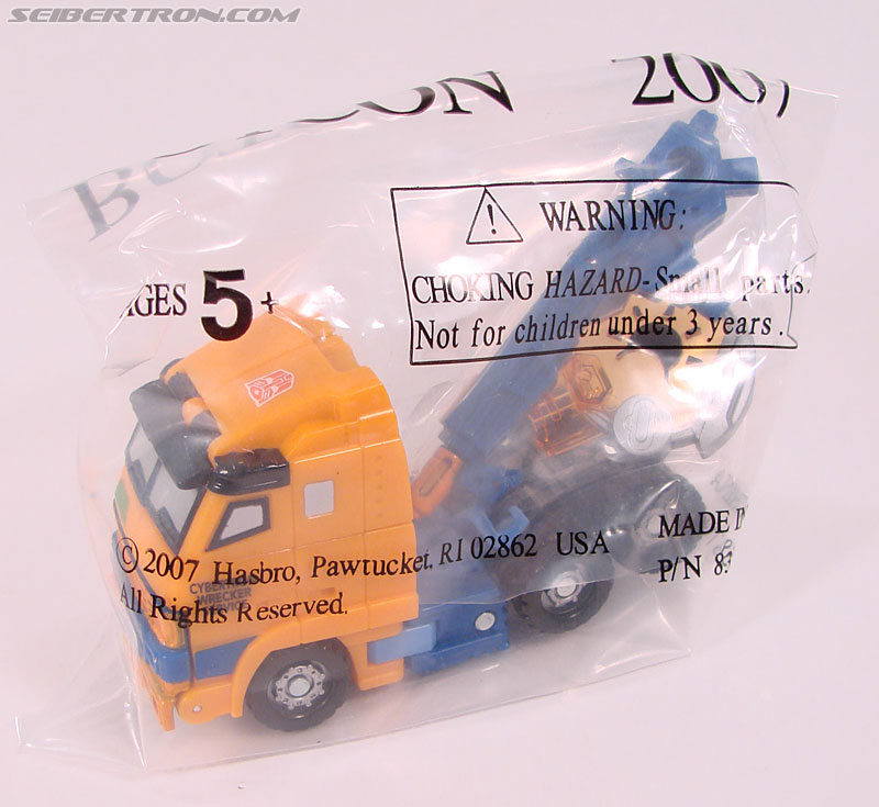 Transformers Convention &amp; Club Exclusives Huffer (Image #1 of 85)