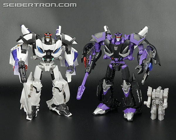 Transformers News: Re: New Transformers Collectors' Club Exclusives and Subscription Galleries