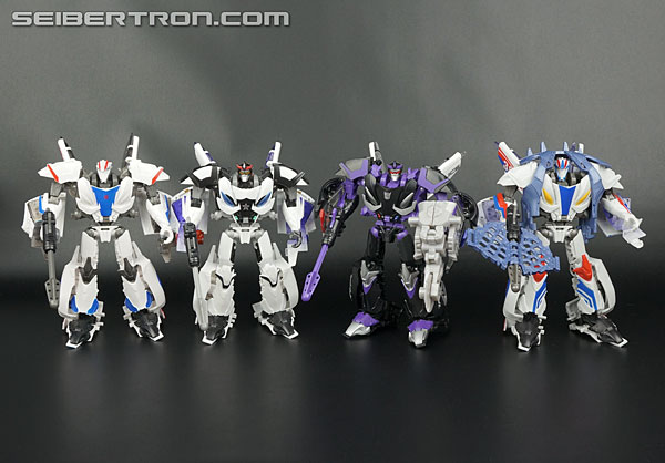 Transformers News: Re: New Transformers Collectors' Club Exclusives and Subscription Galleries