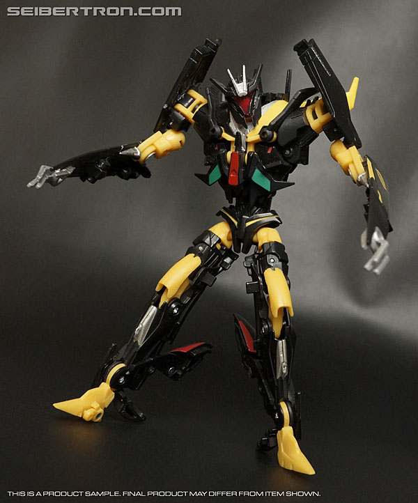 Transformers News: New Galleries: Old Snake and Stealth Battle Android Troopers from the Transformers Collector's Club Transformers News: New Galleries: Old Snake and Stealth Battle Android Troopers from the Transformers Collector's Club