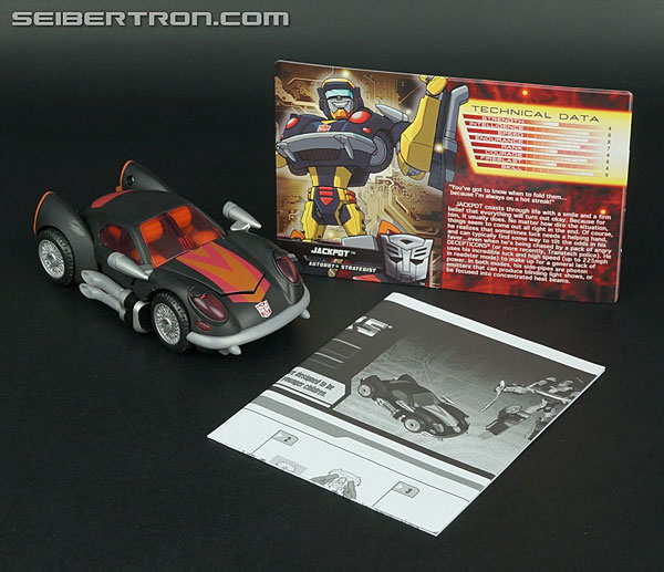 Transformers News: New Gallery: Club Subscription Service Jackpot Transformers News: New Gallery: Club Subscription Service Jackpot
