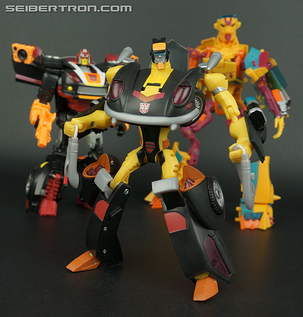 Transformers News: New Gallery: Club Subscription Service Jackpot Transformers News: New Gallery: Club Subscription Service Jackpot