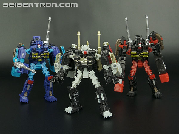 Transformers News: New Gallery: Club Subscription Exclusive Rewind Transformers News: New Gallery: Club Subscription Exclusive Rewind