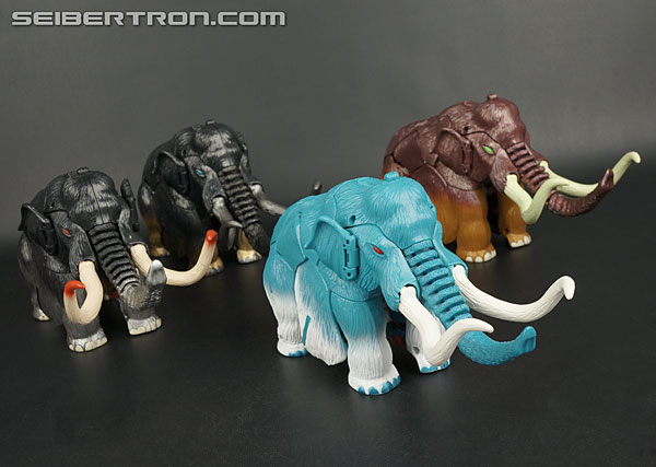 Transformers News: New Galleries: Club Subscription Service Ultra Mammoth and Beast Wars Neo Big Black Convoy Transformers News: New Galleries: Club Subscription Service Ultra Mammoth and Beast Wars Neo Big Black Convoy