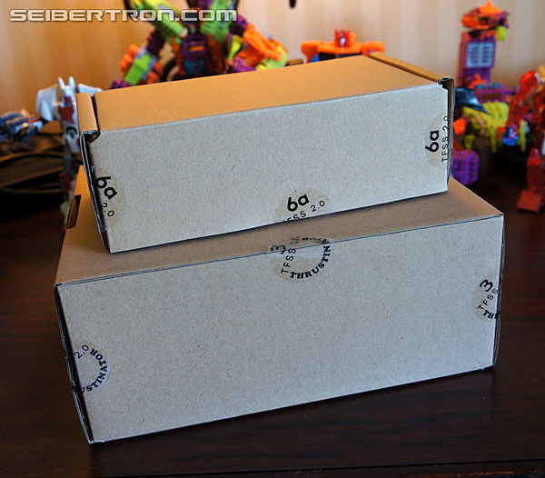 Transformers News: New Galleries and Video: Club Subscription Service Thrustinator and Rewind
