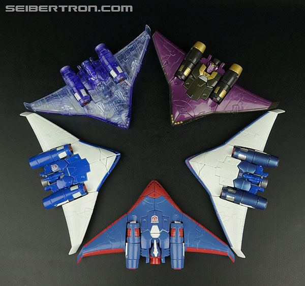 Transformers News: New Galleries: BotCon 2014 Scorponok, Cannonball, Ferak, Ginrai, Devcon and more! Transformers News: New Galleries: BotCon 2014 Scorponok, Cannonball, Ferak, Ginrai, Devcon and more!