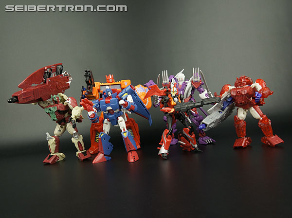 Transformers Convention & Club Exclusives Knight Flareup (Image #137 of 140) Transformers Convention & Club Exclusives Knight Flareup (Image #137 of 140)