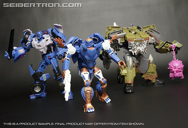 Transformers News: New Gallery: BotCon 2015 Packrat "The Thief" Transformers News: New Gallery: BotCon 2015 Packrat "The Thief"