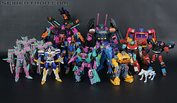 Transformers Convention &amp; Club Exclusives Sharkticon: Sea Shark (Image #132 of 136)