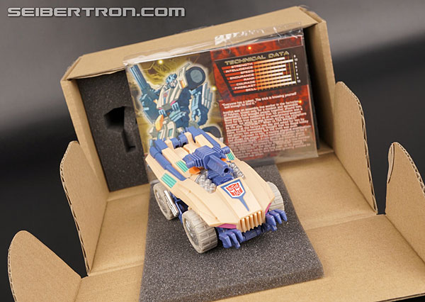 Transformers News: New Gallery: Club Subscription Service Fisitron