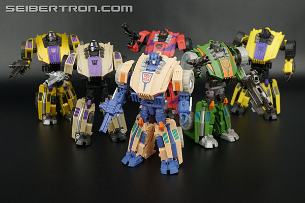 Transformers News: New Gallery: Club Subscription Service Fisitron