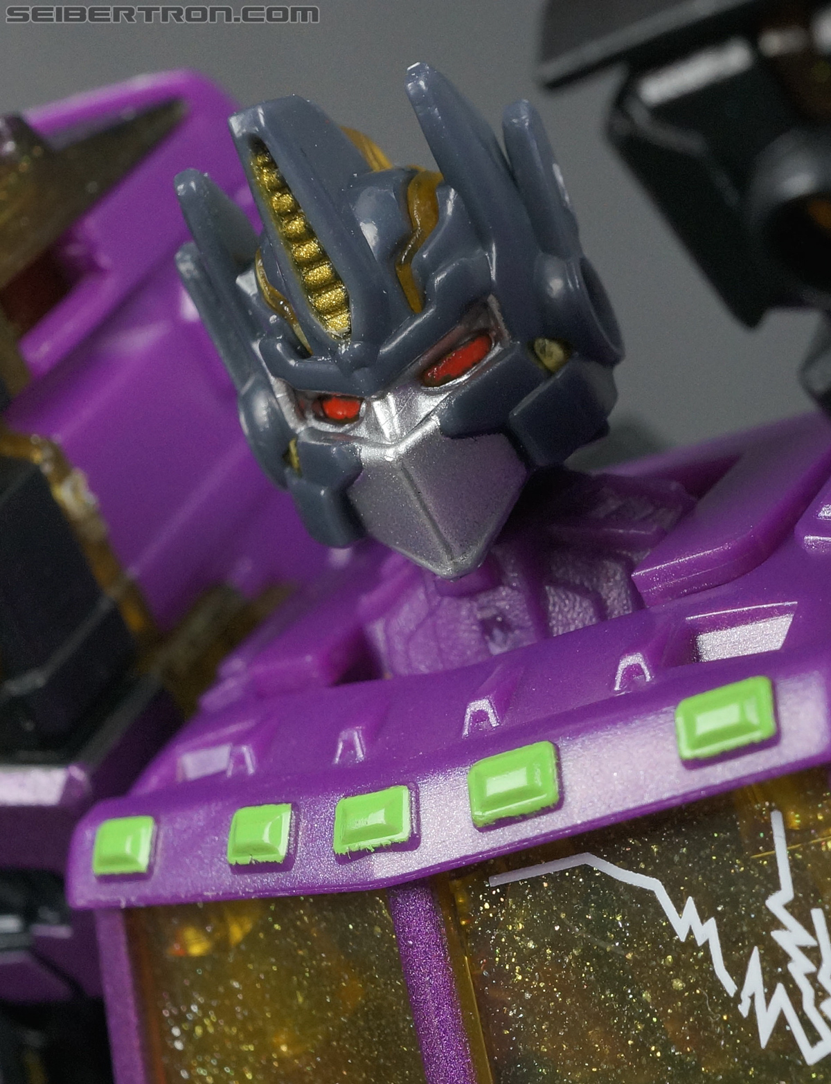 Transformers Convention &amp; Club Exclusives Optimus Prime (Shattered Glass) (Image #85 of 166)